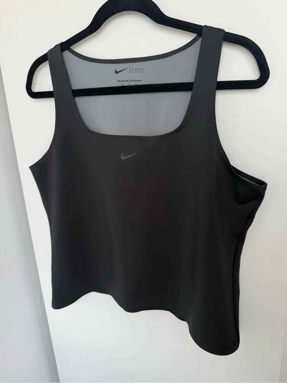 Women’s Nike Form Tank Top Black NWT XL Dri-Fit Training Top